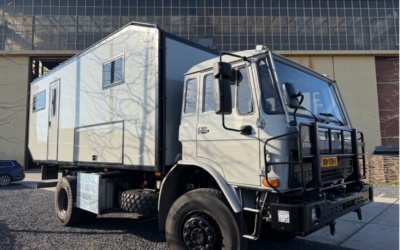 Utrechtse startup ETARKI stuurt eerste elektrische expeditie truck weg op